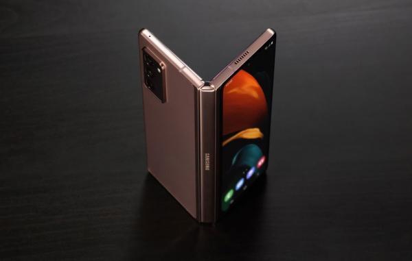 نمایشگر بیرونی گلکسی زد فولد 3 ممکن است کوچکتر از نسل قبل باشد