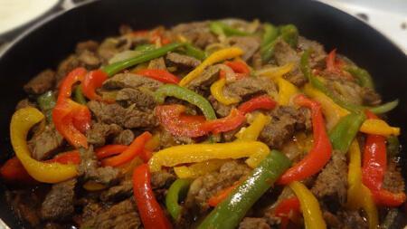 طرز تهیه استیک فاجیتاس؛ غذای فرنگیِ خوش طعم