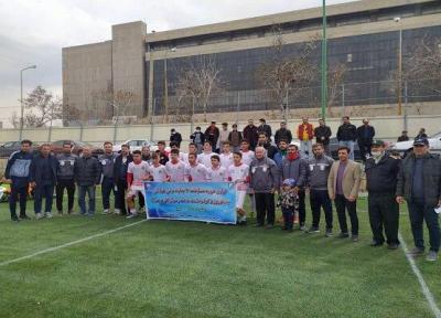 اولین دوره مسابقات مینی فوتبال کشور در تبریز استارت خورد