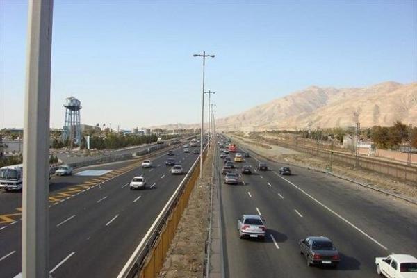 جاده هراز تا اطلاع ثانوی به علت ریزش سنگ بسته است