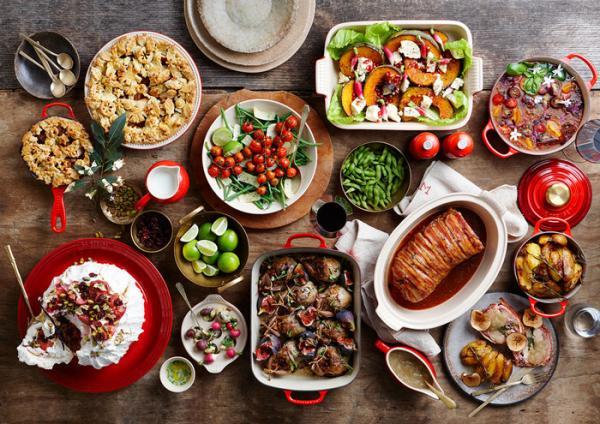 20 ایده برای تزیین سفره شام به مناسبت های مختلف