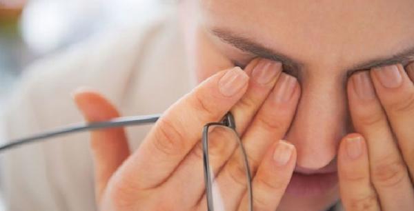 قطره کتورولاک و درمان خارش چشم