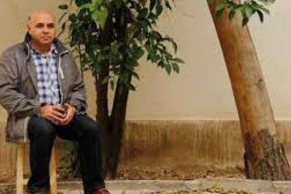داوود غفارزادگان داستان کوتاه آموزش می دهد داوود غفارزادگان داستان کوتاه آموزش می دهد