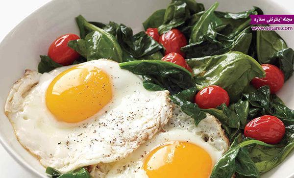 ⁣⁣⁣⁣طرز تهیه رولت املت اسفناج و پنیر