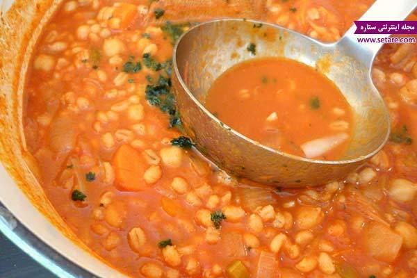 طرز تهیه سوپ جو قرمز رستورانی: گرمابخش و مغذی در شب های سرد