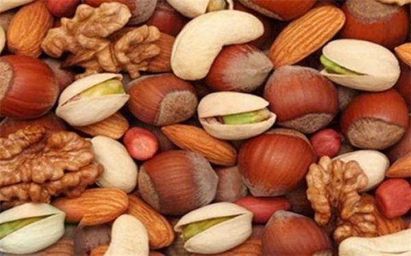 خطرناک ترین آجیل ها برای سلامتی