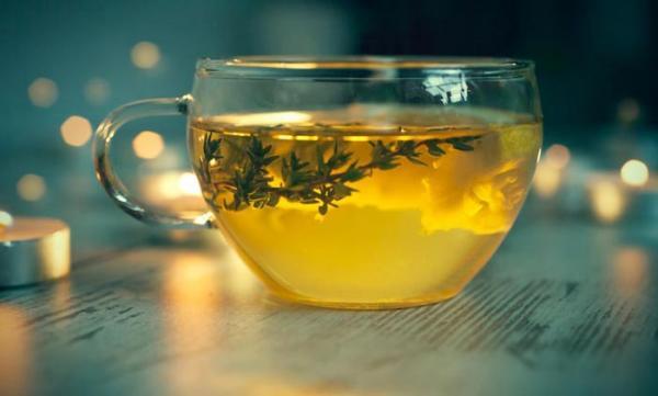 طرز تهیه شربت آویشن؛ دمنوشی برای سرماخوردگی و سایر بیماری طرز تهیه شربت آویشن؛ دمنوشی برای سرماخوردگی و سایر بیماری های عفونی