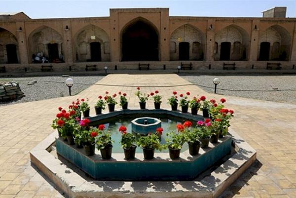 کاروانسرای کنارگرد نگینی از عصر صفوی