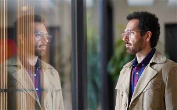 اولین تصاویر از کورش تهامی، روشنک گرامی، سیاوش چراغی پور و هومن شاهی در کوزوو