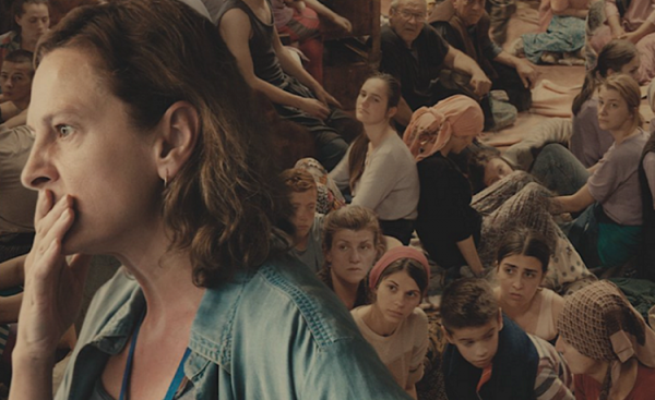 نقد و آنالیز فیلم کجا می روی آیدا؟؛ رؤیای دنیاِ بدون جنگ