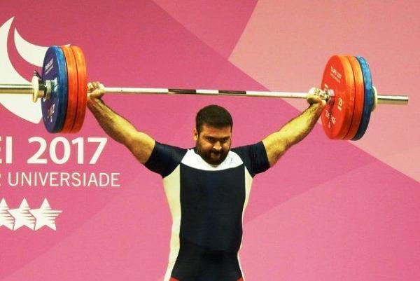 خبرنگاران کیا قدمی زانویش را به تیغ جراحان سپرد خبرنگاران کیا قدمی زانویش را به تیغ جراحان سپرد