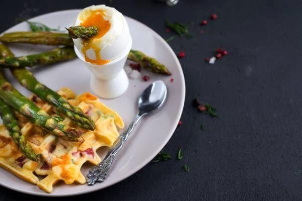 به این دلایل تخم مرغ را عسلی بخورید!
