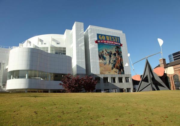 موزه عالی هنر آتلانتا، نمونه ای زیبا از معماری سفید