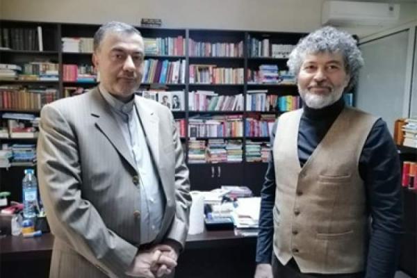 تمایل ناشر آذربایجانی برای چاپ کتاب در ایران