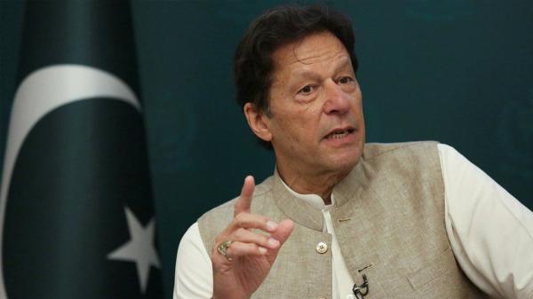 عمران خان: افغان ها قید و بند بردگی را شکستند