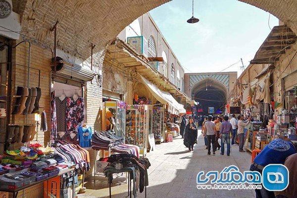 بازاری که هنوز در آن مبادله کالا به کالا انجام می شود بازاری که هنوز در آن مبادله کالا به کالا انجام می گردد