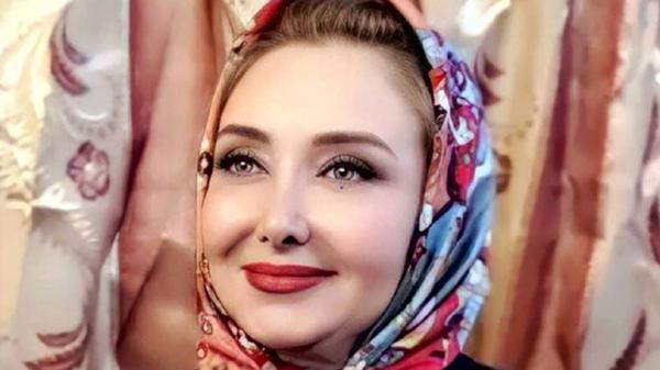 عکس باورنکردنی از کتایون ریاحی خیلی جوان با پسر بزرگش ! عکس باورنکردنی از کتایون ریاحی خیلی جوان با پسر بزرگش !