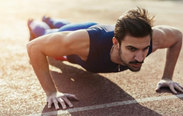 شنا سوئدی چیست و کدام عضله ها را درگیر می نماید؟