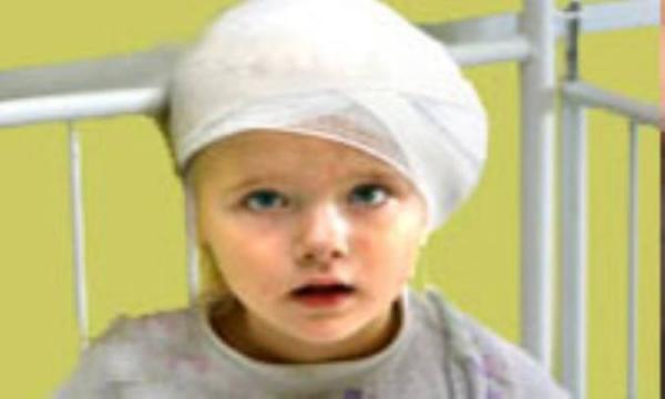 وقتی سر کودک ضربه می خورد...