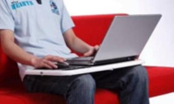 لپ تاپ را روی پای خود نگذارید