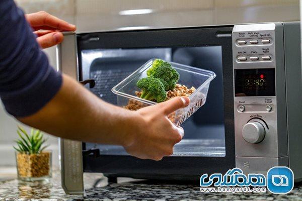 هرگز این 6 غذا را در مایکروویو قرار ندهید