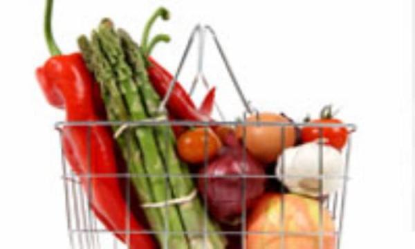 سبد غذایی با 9 خوراکی مفید