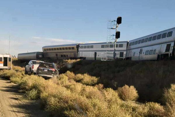 واژگونی 7 واگن قطار در مونتانا سه کشته برجای گذاشت