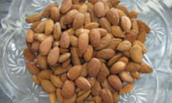 اطلاعات تغذیه ای آرد بادام