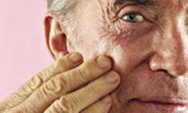 چگونه الاستیسیته پوست پیر را افزایش دهیم