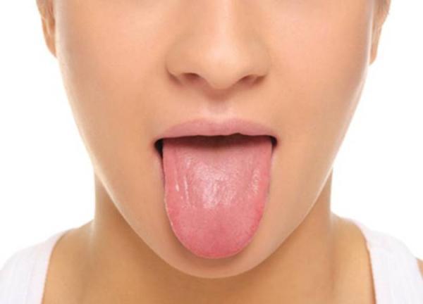 مزه خون زیر زبان به چه علت به وجود می آید؟ مزه خون زیر زبان به چه دلیل به وجود می آید؟