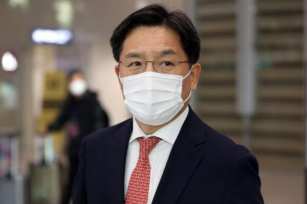 نو کیو، دوک به واشنگتن رفت