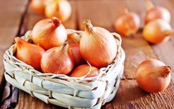 پوست پیاز چه خواصی دارد؟