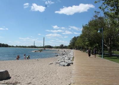 ساحل کیو-بالمی تورنتو: گوهری درخشان در قلب محله The Beaches