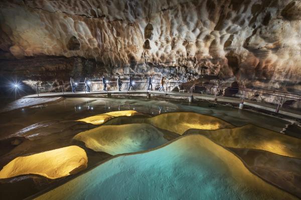 Grotte de Saint-Marcel غار سنت مارسل حیرت انگیز در فرانسه